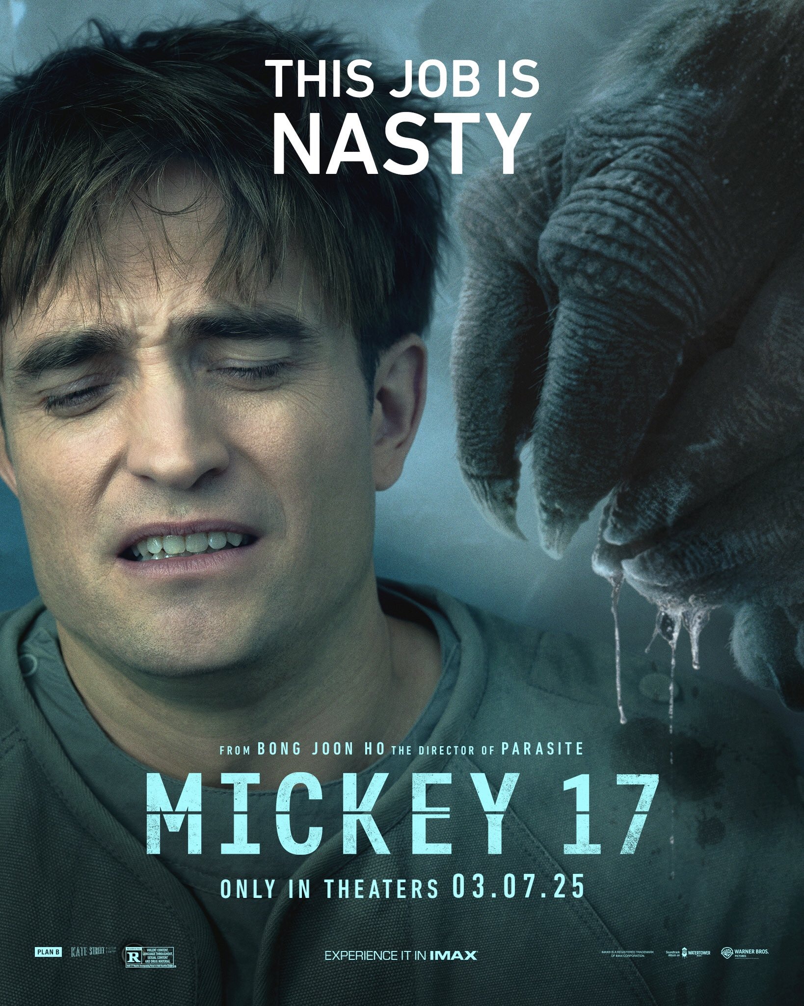 Mega Sized Movie Poster Image for Mickey 17 (#7 of 11)