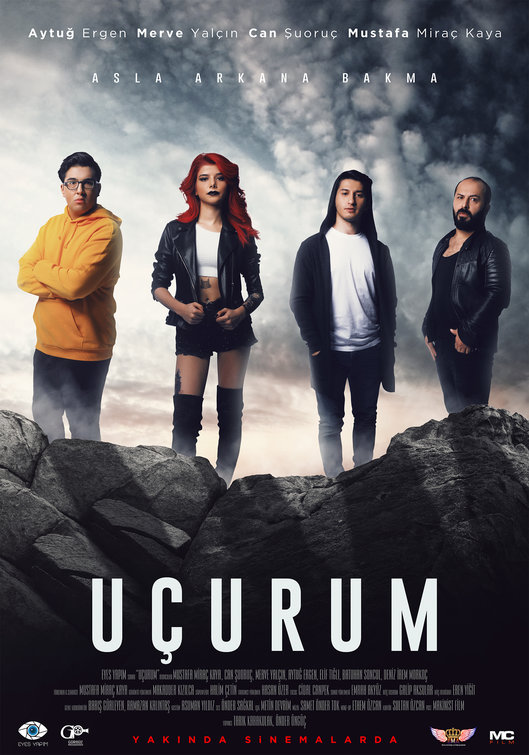 Uçurum Movie Poster