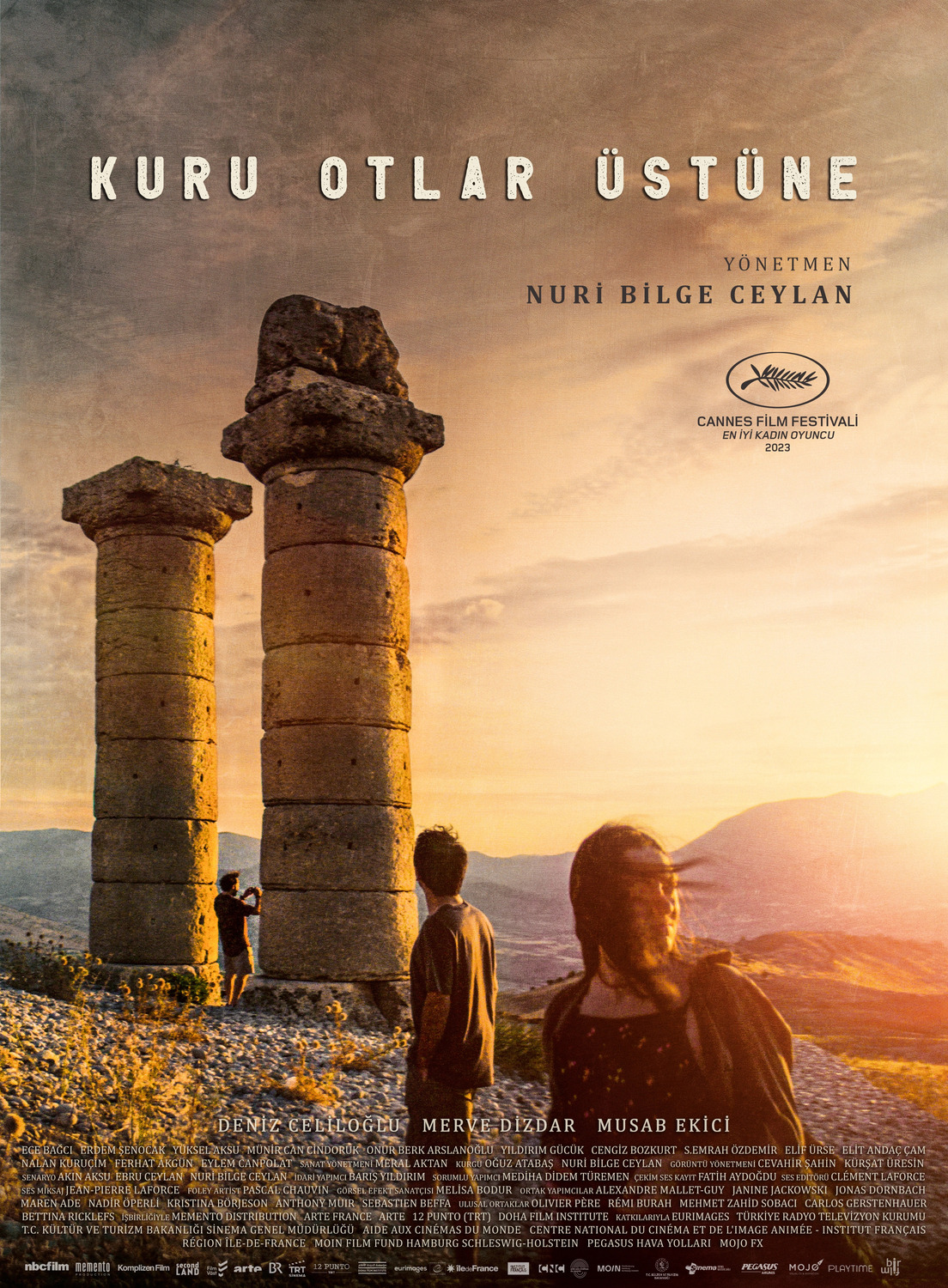 Extra Large Movie Poster Image for Kuru Otlar Üstüne (#2 of 4)