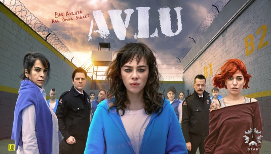 Avlu Movie Poster