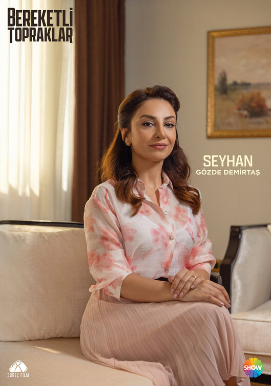 Bereketli Topraklar Movie Poster